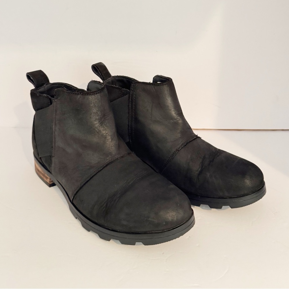 Sorel Emelie Chelsea Boot. Sz 7.5